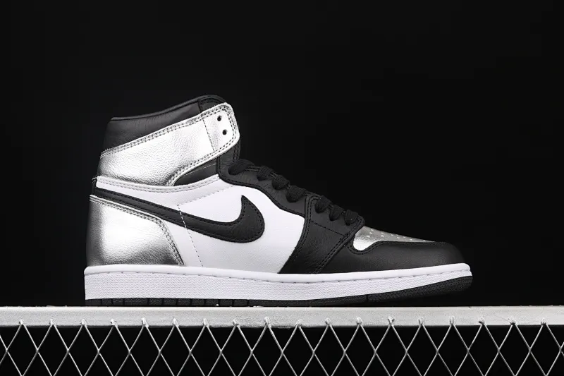 All categories Air Jordan Jordan series basketball shoes Air Jordan 1 High Air Jordan 1 High OG Wmns "Silver Toe" AJ1 Joe 1 metallic black silver silver toe CD0461-001
